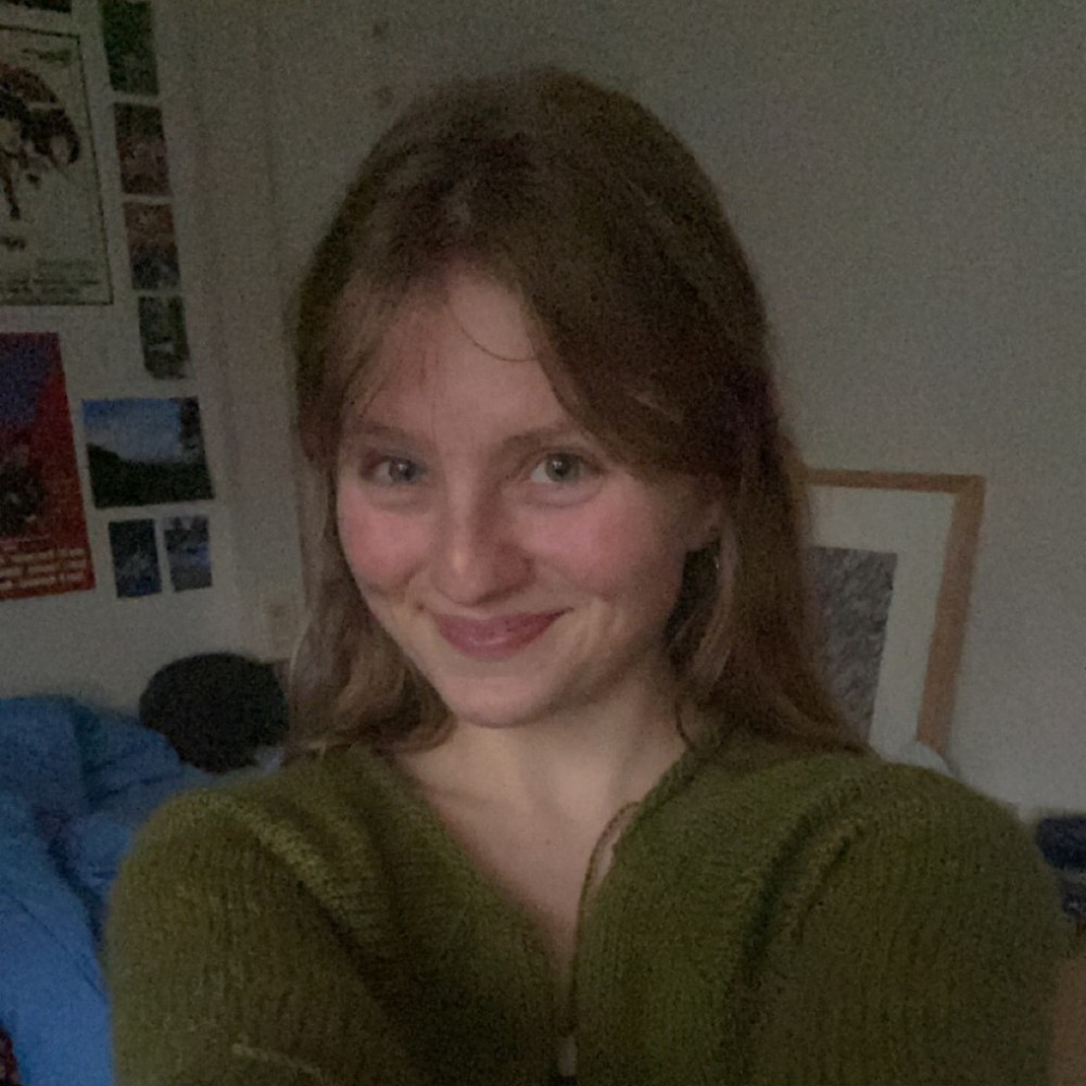 Meet your Posher, Bella